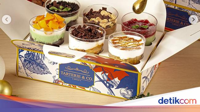 5 Hampers Cake Spesial Natal untuk Hantaran, Parfait Pies hingga Yule Log