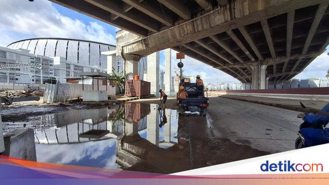 Banjir Rob di Sekitar JIS Surut, Petugas PPSU Siaga Jika Air Meluap Lagi