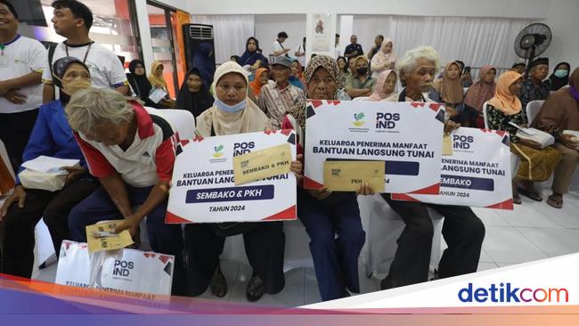 Mensos Serahkan Langsung Bantuan Sembako dan PKH di Kantor Pos Sleman