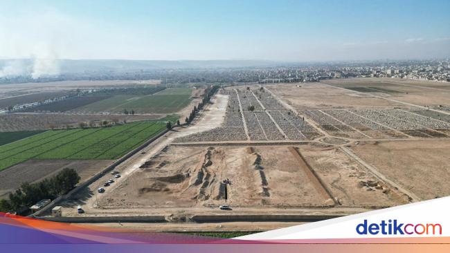 Kuburan 100.000 Mayat Terkuak Usai Assad Ditumbangkan Pemberontak