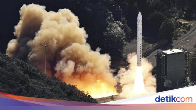 Roket Jepang Space One Gagal Luncurkan Satelit ke Orbit