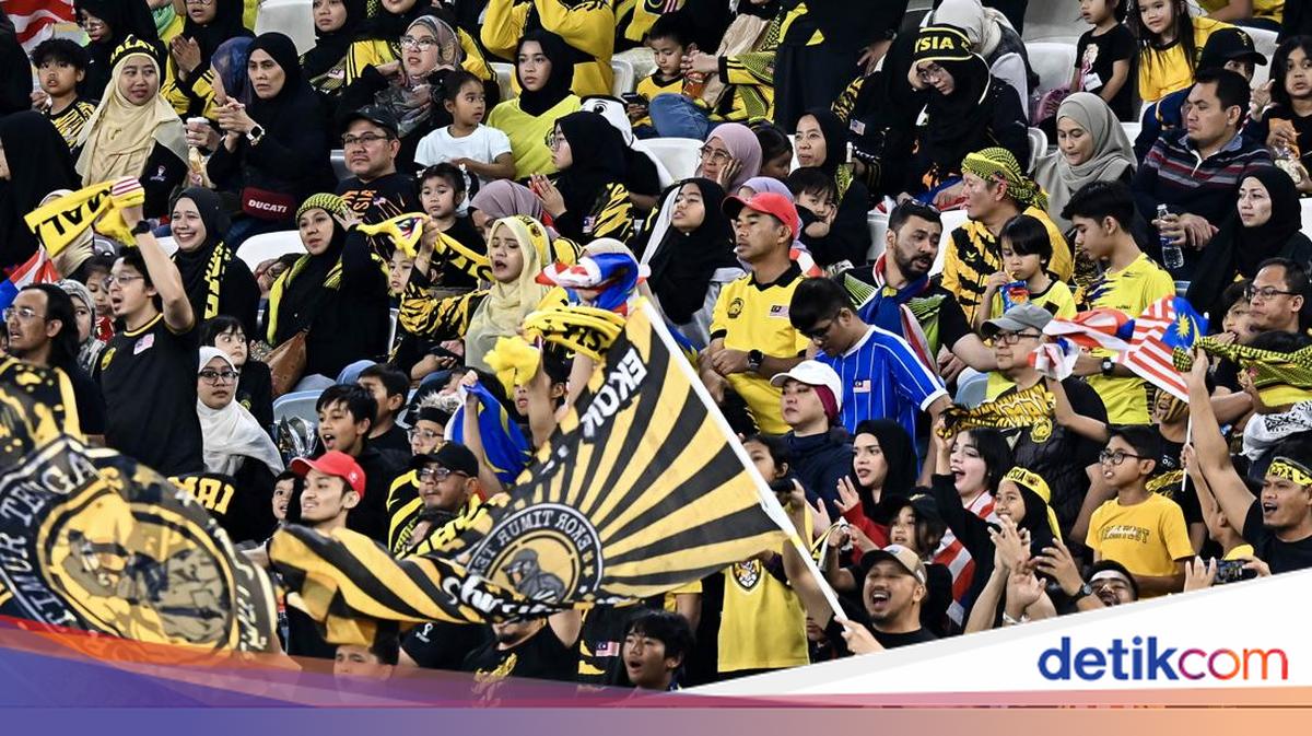 Tribun tandang Malaysia nyaris kosong — photo: detikSport