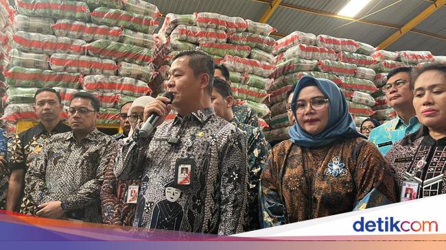 Jelang Natal-Tahun Baru, Pemprov DKI Gelar Pasar Murah Keliling 111 Titik