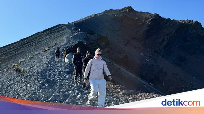 Pendakian Gunung Rinjani Punya SOP Baru, Bakal Direplikasi di Taman Nasional Lain