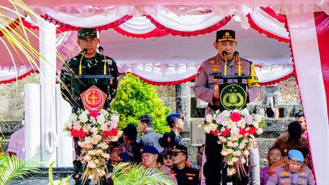 Kapolri-Panglima TNI Pimpin Apel Gelar Pasukan Operasi Lilin 2024 di Bali