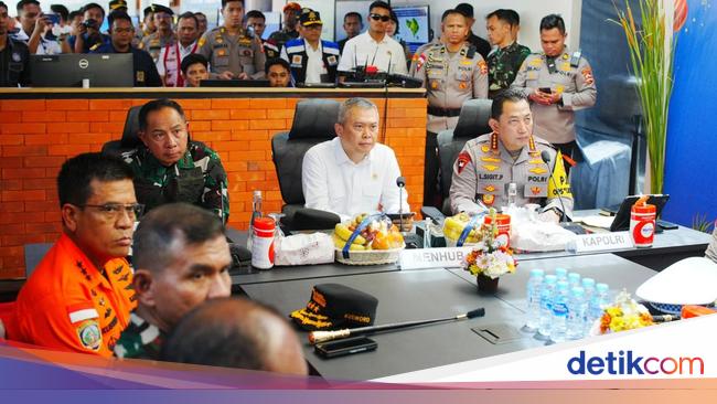 Kapolri Tinjau Posko Terpadu Bandara Bali, Pastikan Kesiapan Libur Nataru