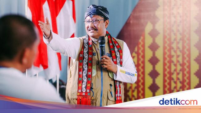 Mensos Graduasi 32 Penerima PKH: Kita Ubah Nasib dari Susah Jadi Sejahtera