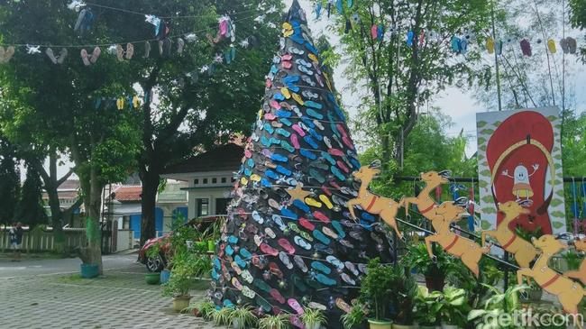 Natal di Tengah Bangsa yang Angkuh