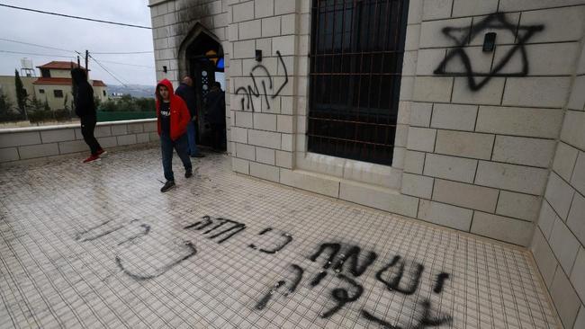 Shin Bet Selidiki Aksi Pemukim Israel Bakar Masjid di Tepi Barat