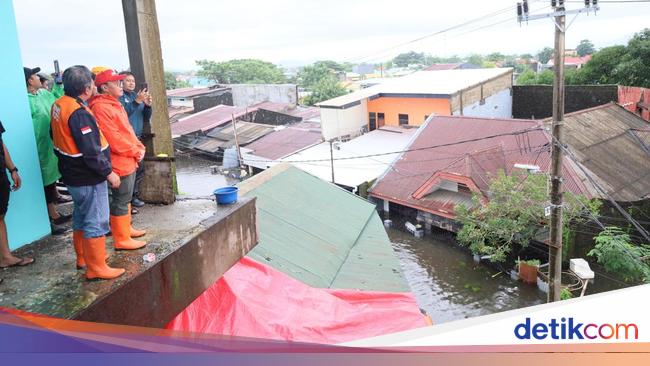 Perumahan di Antang Makassar Banjir hingga Atap Imbas Cuaca Ekstrem 5 Hari