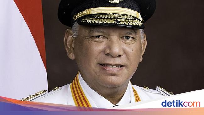 Mantan Gubernur Kaltim Awang Faroek Meninggal Dunia