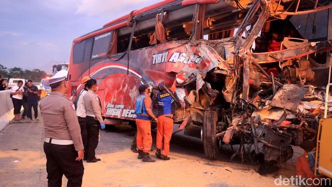 5 Fakta Horor Truk Tak Kuat Nanjak Picu Kecelakaan Bus SMP Bogor