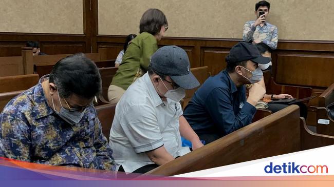 Lobi-lobi Pengacara ke Hakim Pengadil Ronald Tannur: Pak, Tolong Dibantu Bebas