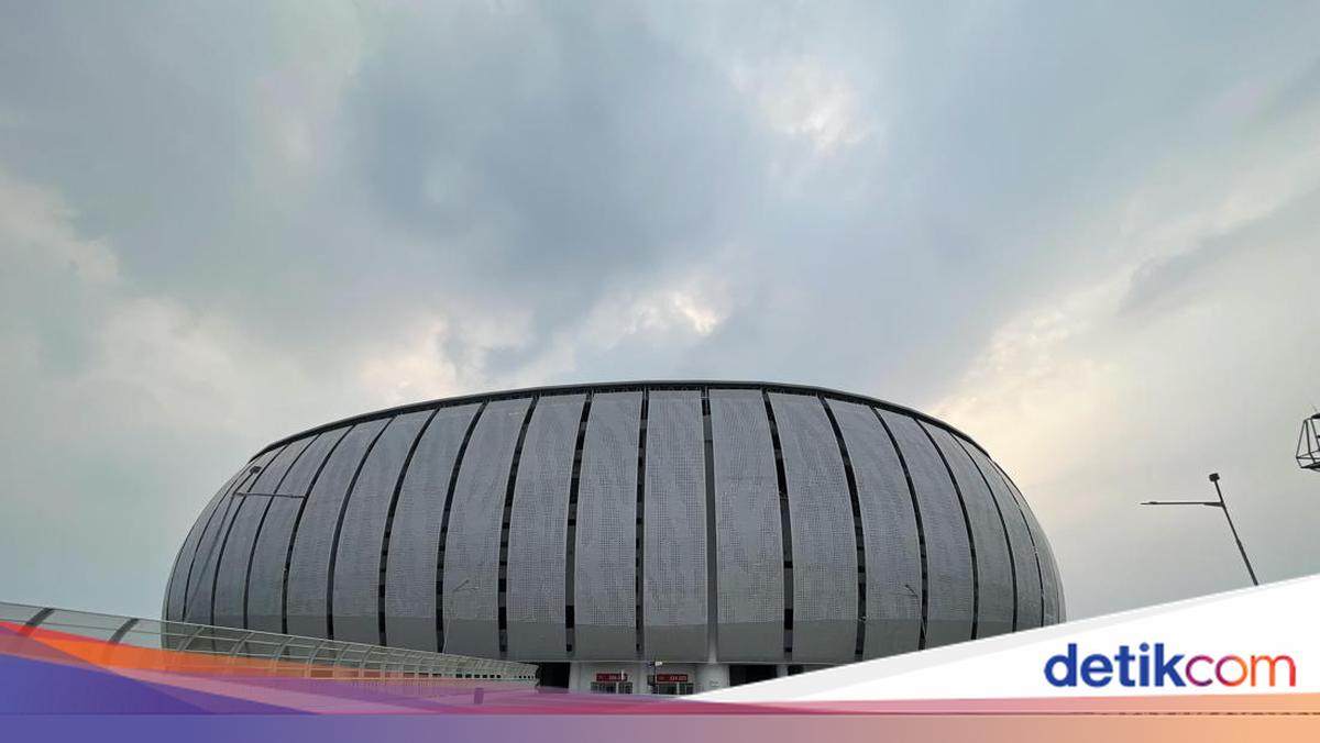 Cara ke Stadion JIS Naik KRL dan Transjakarta, Cek Rutenya!