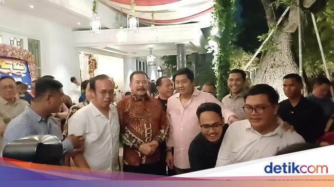 Menteri Maruarar Gelar Open House Natal, AHY-Jaksa Agung Hadir