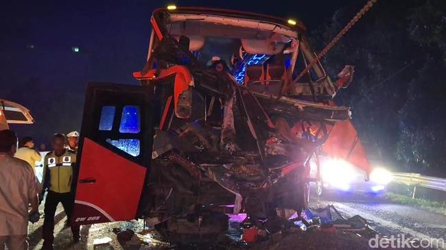 Sopir Bus Maut Bawa Peziarah Sempat Kabur Usai Kecelakaan di Tol Cipularang