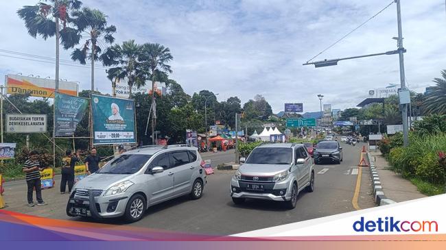 One Way Arah Jakarta Diterapkan, Mobil Menuju Puncak Bogor Disetop