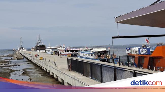 Efek Rob, Wisatawan ke Pulau Seribu Turun 80% Jelang Tahun Baru