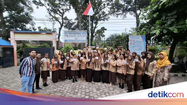 Bank Mandiri Kenalkan Produk Perbankan ke 88.899 Pelajar di Indonesia