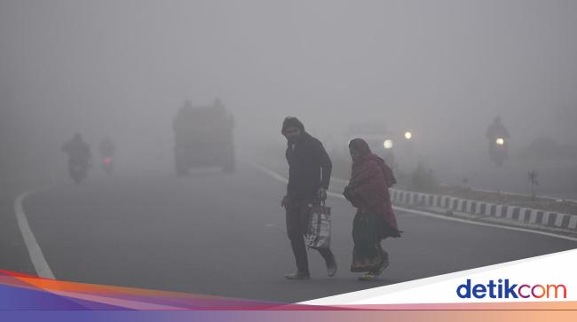 India Diselimuti Kabut Asap, Jarak Pandang Nyaris Nihil