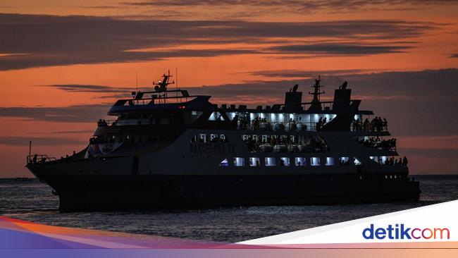 Puncak Arus Mudik Libur Tahun Baru di Manado