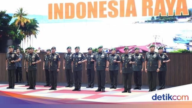 KSAD Pimpin Sertijab, Letjen Mohammad Fadjar Resmi Jabat Pangkostrad