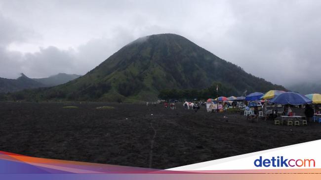 12 Gunung untuk Pendaki Pemula di Jabar, Jateng, Jatim