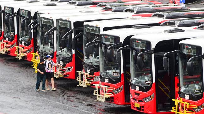 Bus Trans Metro Dewata Pamit, Sopir hingga Penumpang Gigit Jari