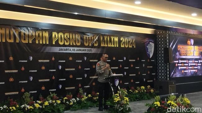 Cacatan Polri di Nataru: Kecelakaan Bus di Malang-Jembatan Putus di Sumsel