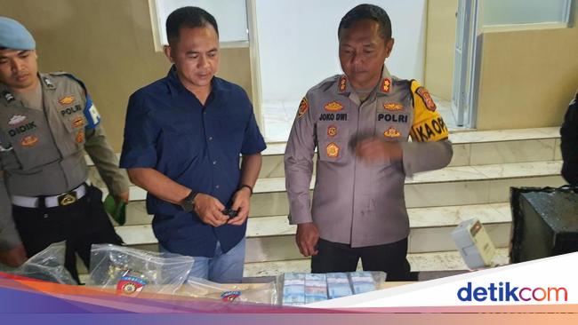 2 Remaja di Sumedang Curi Brankas Isi Emas-Duit Ratusan Juta