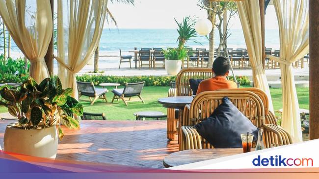 5 Kafe Baru di Bali, Pemandangannya Sunset hingga Kapal Pesiar!