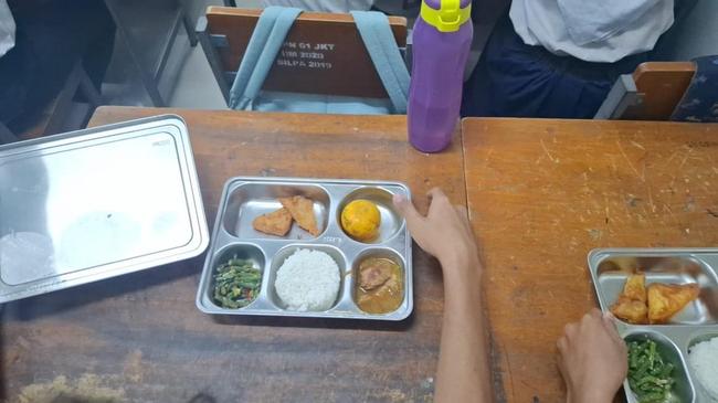 Pj Gubernur Jakarta soal Susu di Makan Bergizi: Diberikan 2 Kali Sepekan