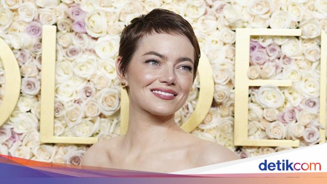 Tren Micro Bangs, Poni Superpendek yang Lagi Digandrungi Selebriti