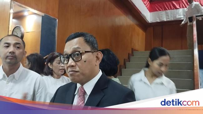 Menteri P2MI Sebut Belum Ada Laporan Pekerja Migran Terkena Virus HMPV di China