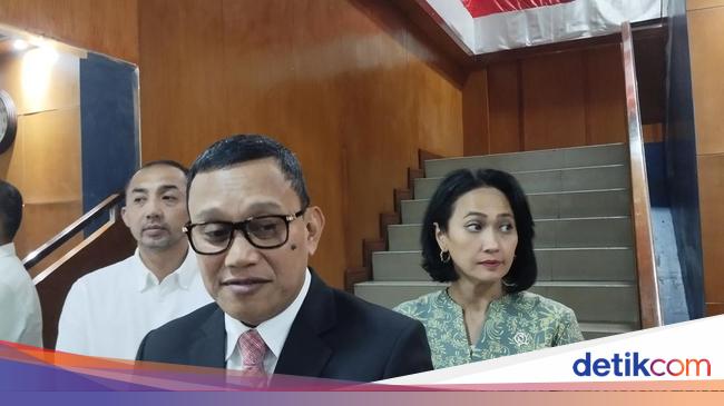 Menteri P2MI: Presiden Setujui Anggaran Rp 45 T Bantu Pekerja Migran