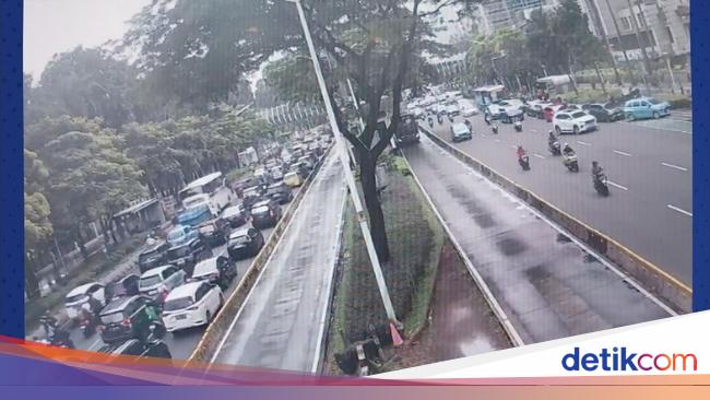 Titik-titik Kepadatan Lalin di Arteri Jakarta Pagi Ini