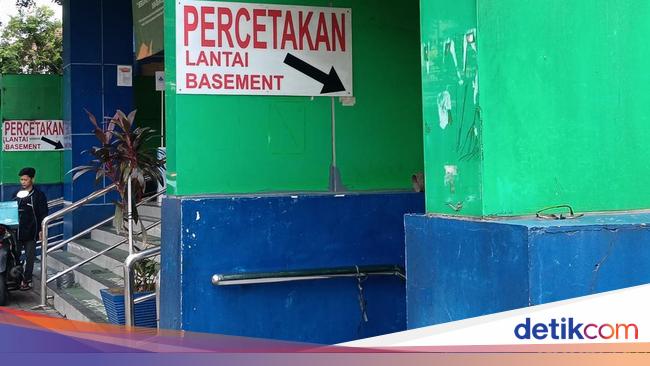 Suramnya Pusat Percetakan di Pasar Tebet, Lorong-lorong Sepi Bak Kuburan!