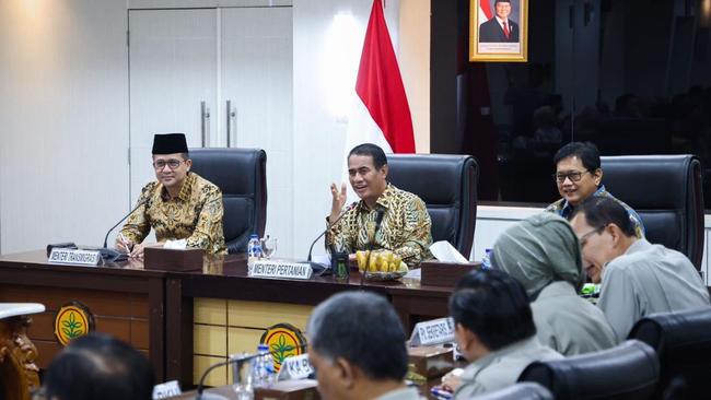 Kementrans-Kementan Dorong Petani  Transmigran Punya Gaji di Atas Menteri