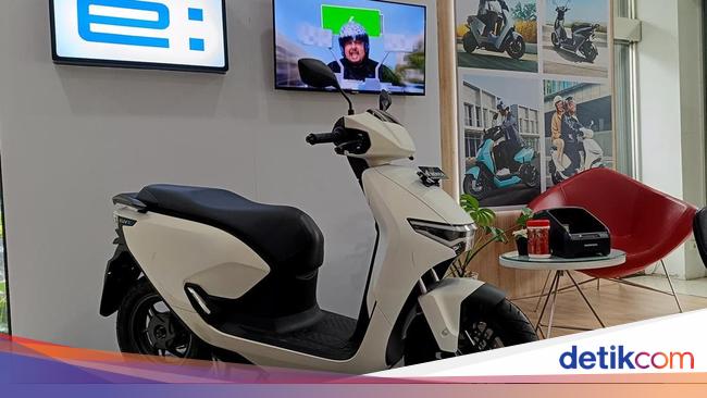 発売されたばかりのホンダ電動スクーターが数千万ルピア割引される