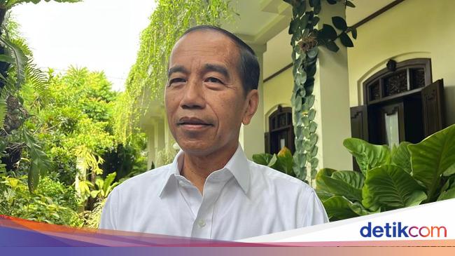 Jokowi responded when asked about his hopes for the PDIP, whose 52nd anniversary is today