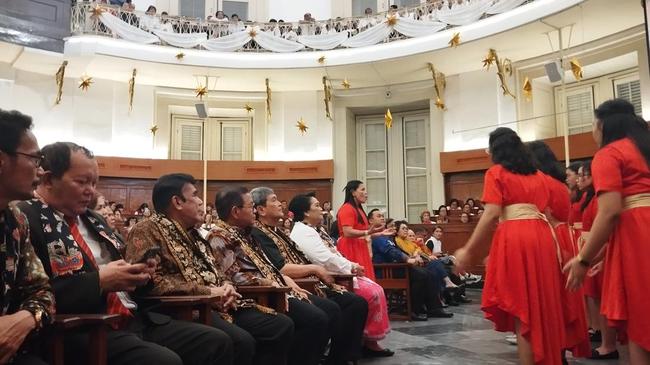 Pramono Hadiri Perayaan Natal dan Tahun Baru 2025 di GPIB Immanuel