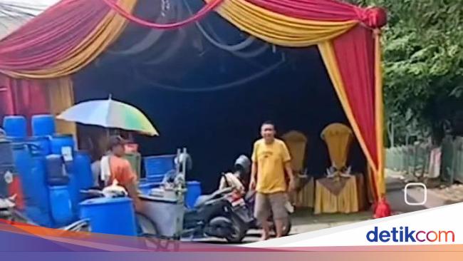 Viral Warga di Depok Hajatan hingga Tenda ‘Makan’ Badan Jalan