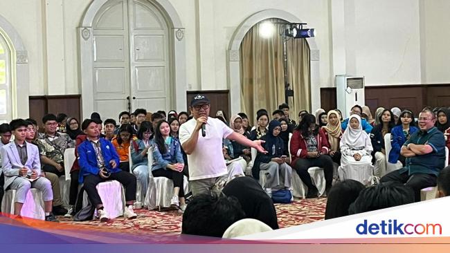 Bertemu Ketua OSIS se-Jakarta, Cak Imin Bicara Jadi Pemimpin Jangan Baper