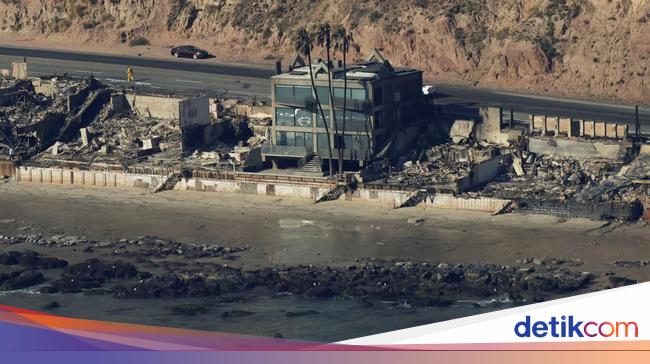 Luluh Lantak Pesisir California Akibat Kebakaran Hutan