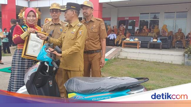 Viral Bidan Teladan di Polman Kena 'Prank' Hadiah Motor, Pemkab Buka Suara