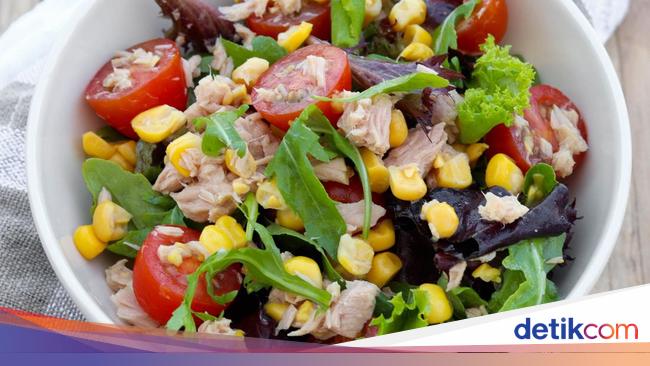 Resep Salad Tuna Jagung Manis yang Kaya Nutrisi Untuk Menu Diet