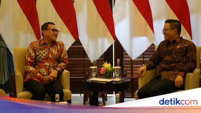 Menteri P2MI Temui Menlu Bahas Perlindungan Pekerja Migran hingga Atnaker