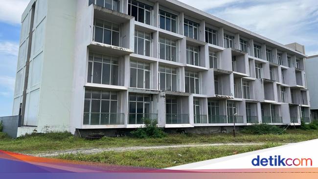 10 Tahun Mangkrak, Penampakan Hotel Mewah Pangandaran Seperti Rumah Hantu