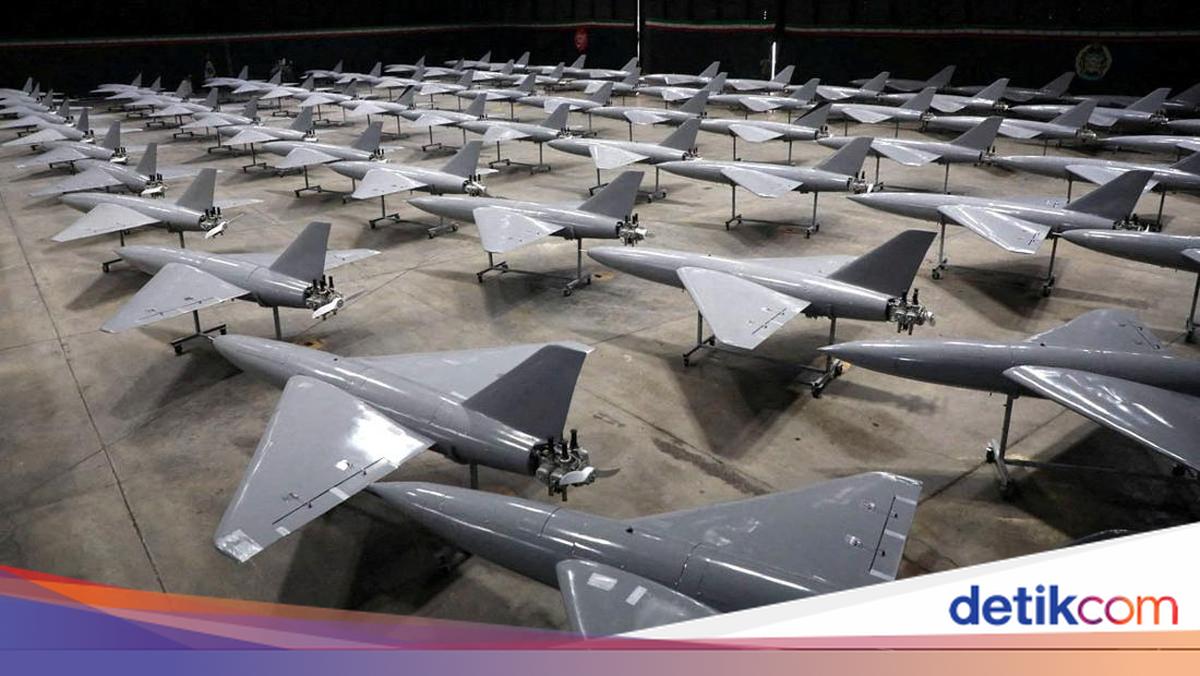 Pilot F-15 AS Sebut Melihat Formasi Drone Iran Mirip “Ubur-ubur” Sebelum Jetnya Jatuh