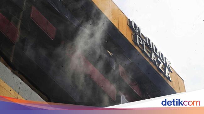 Yang Bikin Api Cepat Menjalar saat Glodok Plaza Terbakar